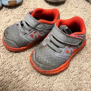 Nike 4c tennis shoes